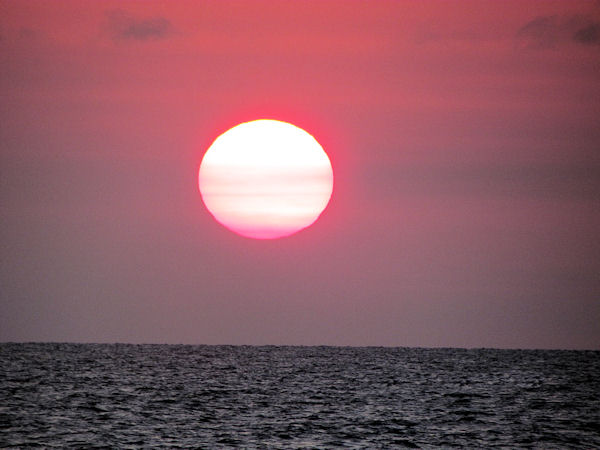 Fantastic sunrise to start the Day fishing in Key West on chgarter boat Southbound