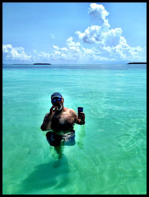 Rum & coke and a good cigar in Key West, Florida